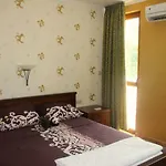 Katalina Aparthotel